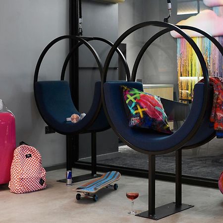 Moxy Manchester City Eksteriør bilde